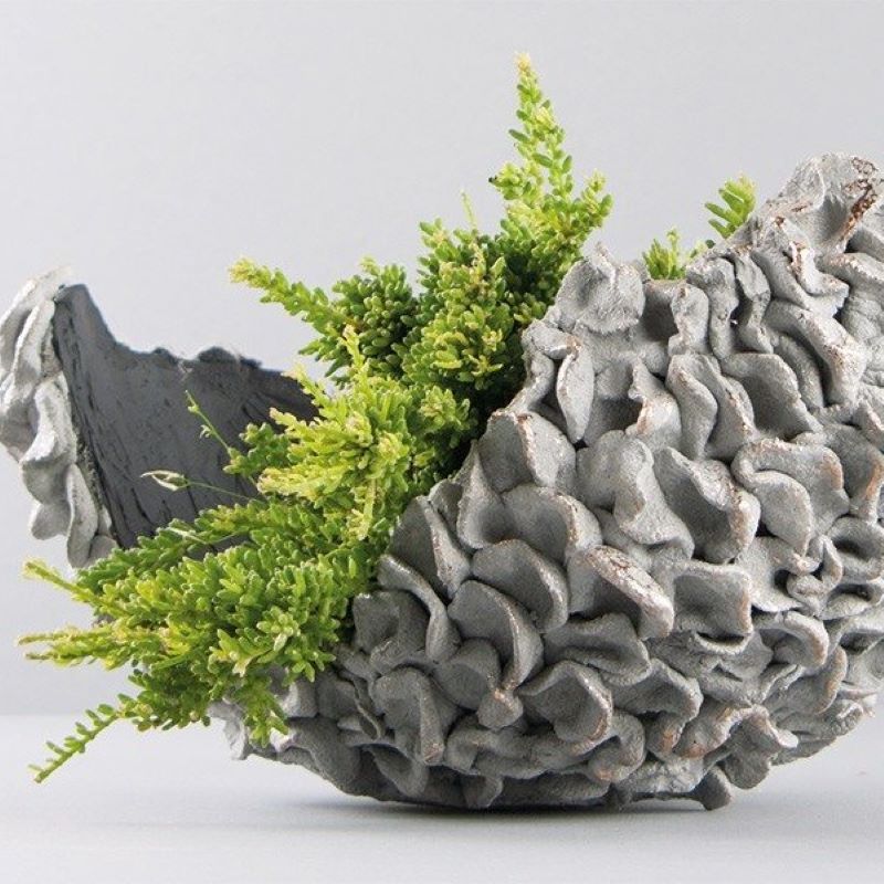 Schale in Wellenoptik